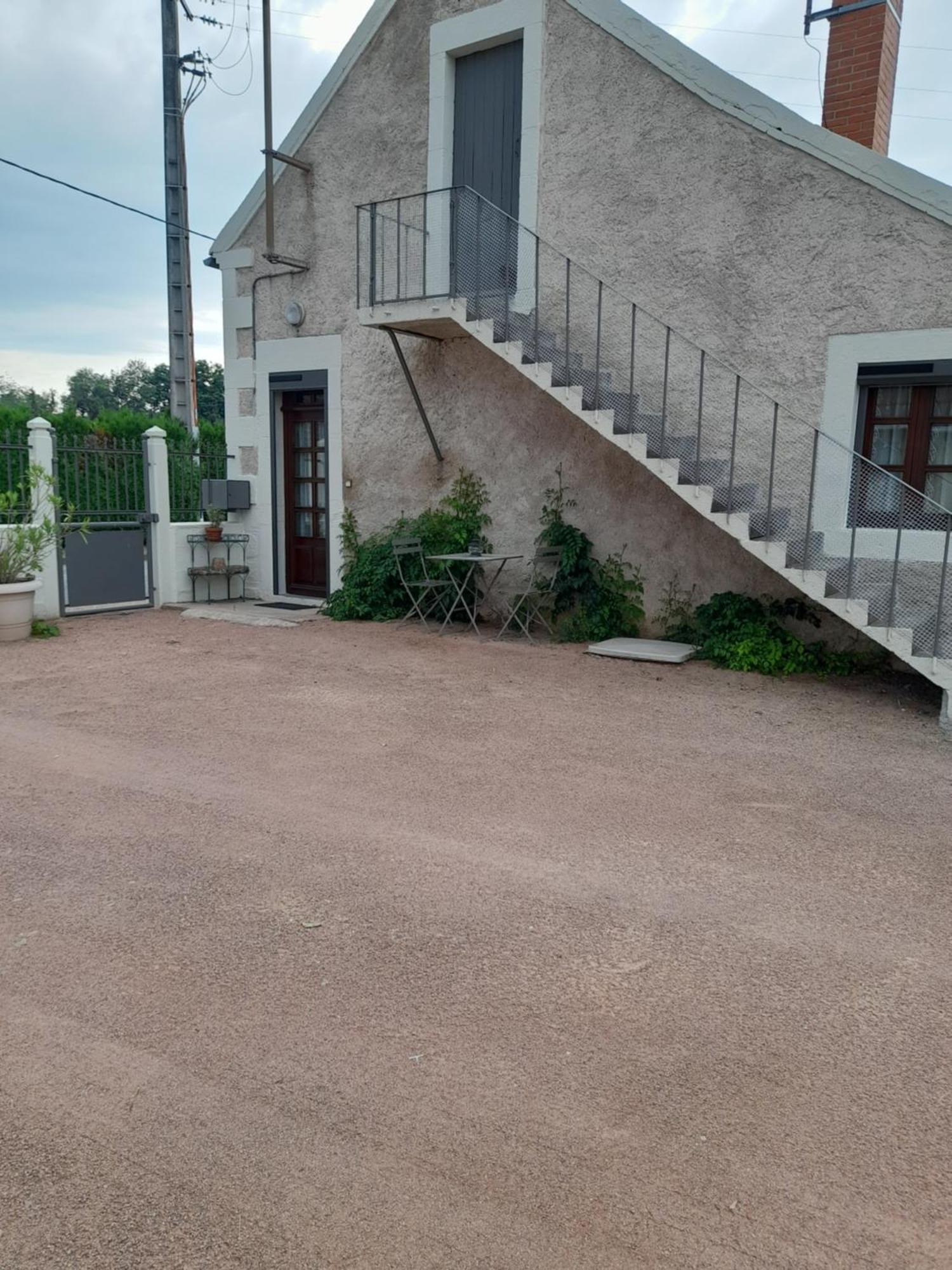 Thiel-sur-Acolin Maison Proche Le Pal 4Kms מראה חיצוני תמונה